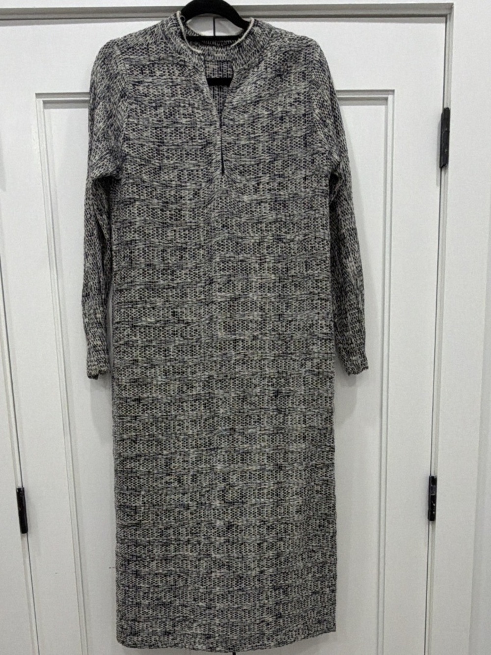 ZARA Women's Sweater Dress L Black White Textured Knit Mock Neck Half Zip Midi